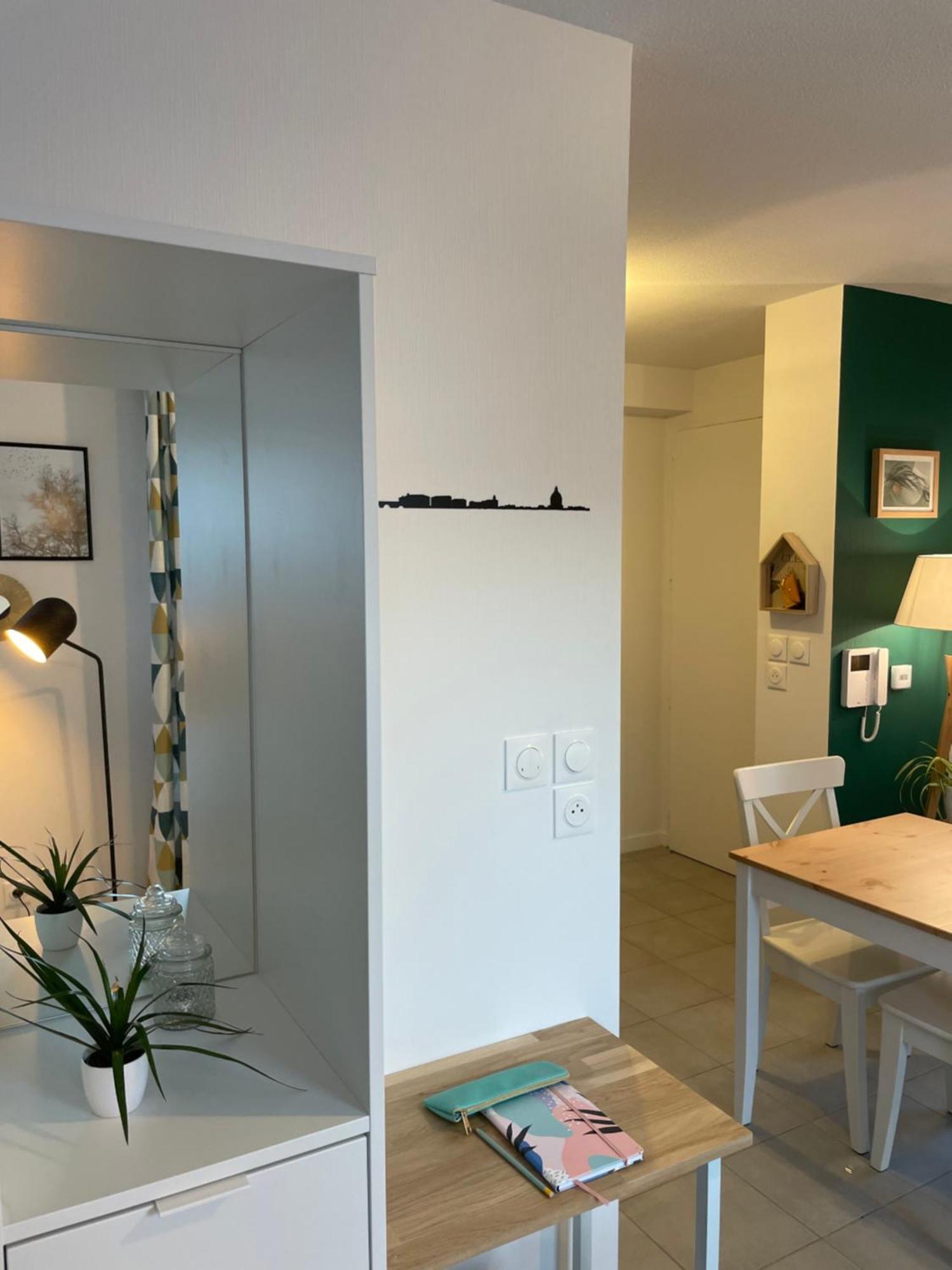 Апартаменты Minimes, Studio Cosy Tout Confort, Wifi, Parking Тулуза Экстерьер фото